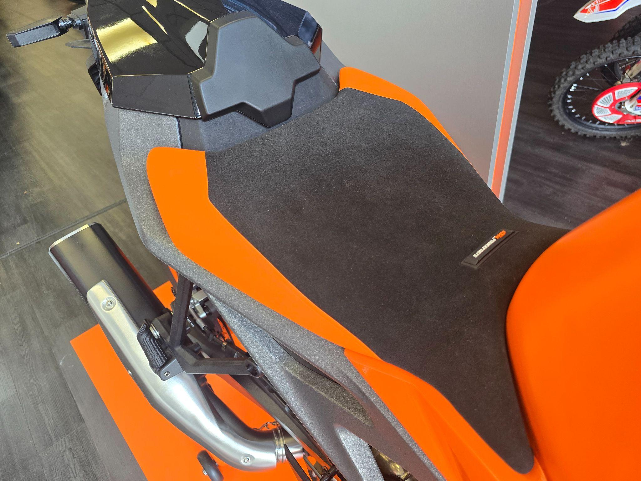 2024 KTM 990 X-Ring Euro 5